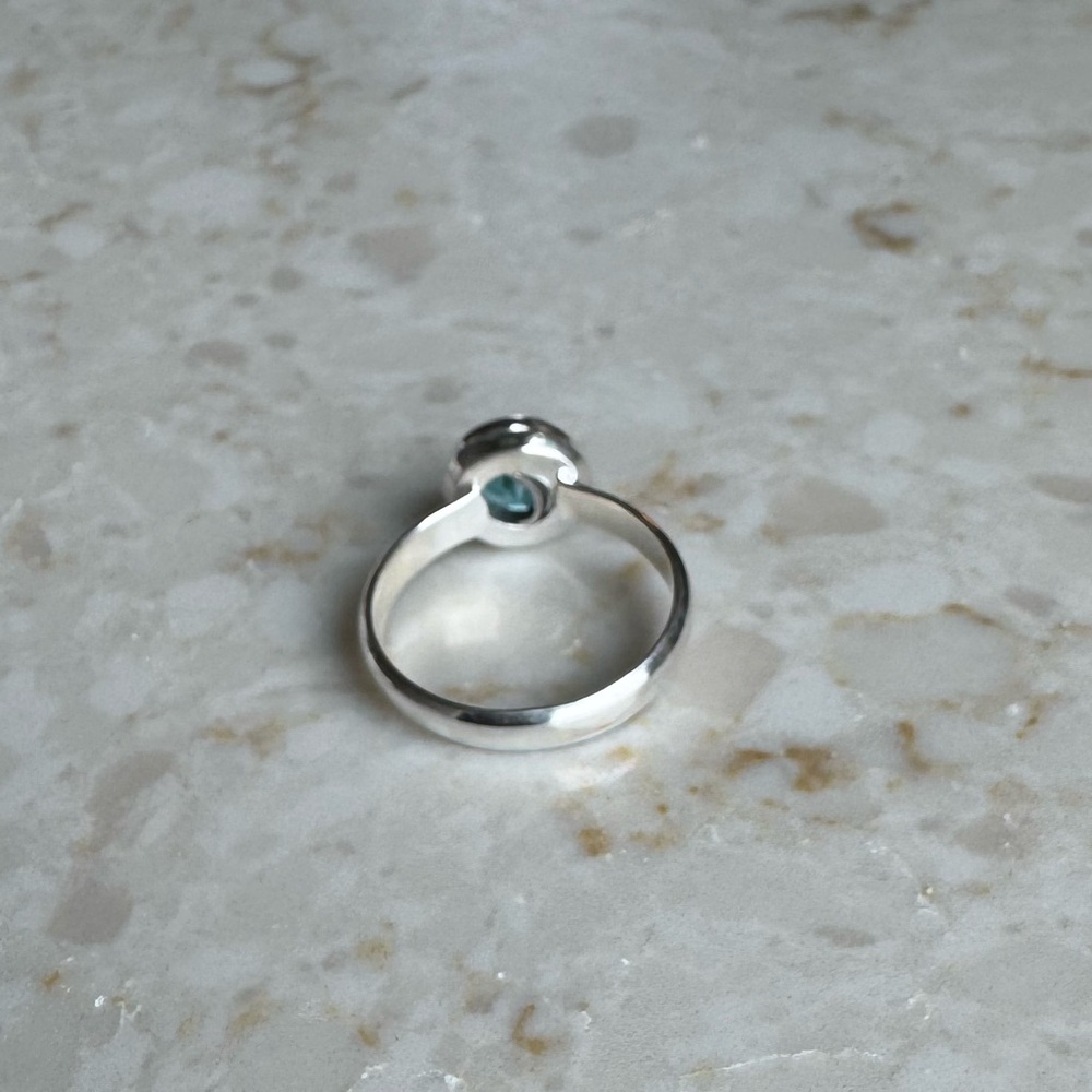 NWOT Sundance Bluemoss Ring, Blue Topaz, Sterling Silver - Picture 5 of 8